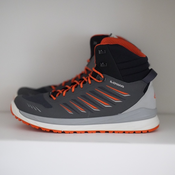 Lowa Made in Europe Axos GTX Gore-Tex Mid Hiking Boots Graphit Waterproof Mens main image 4